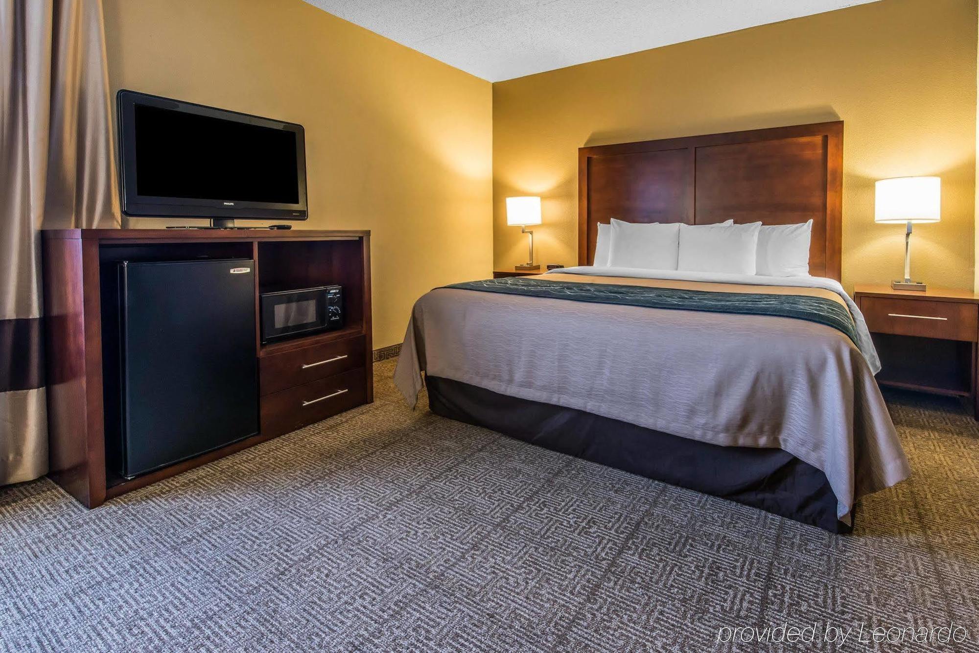 Comfort Inn Aikens Center Мартинсбърг Екстериор снимка