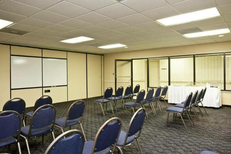 Comfort Inn Aikens Center Мартинсбърг Екстериор снимка